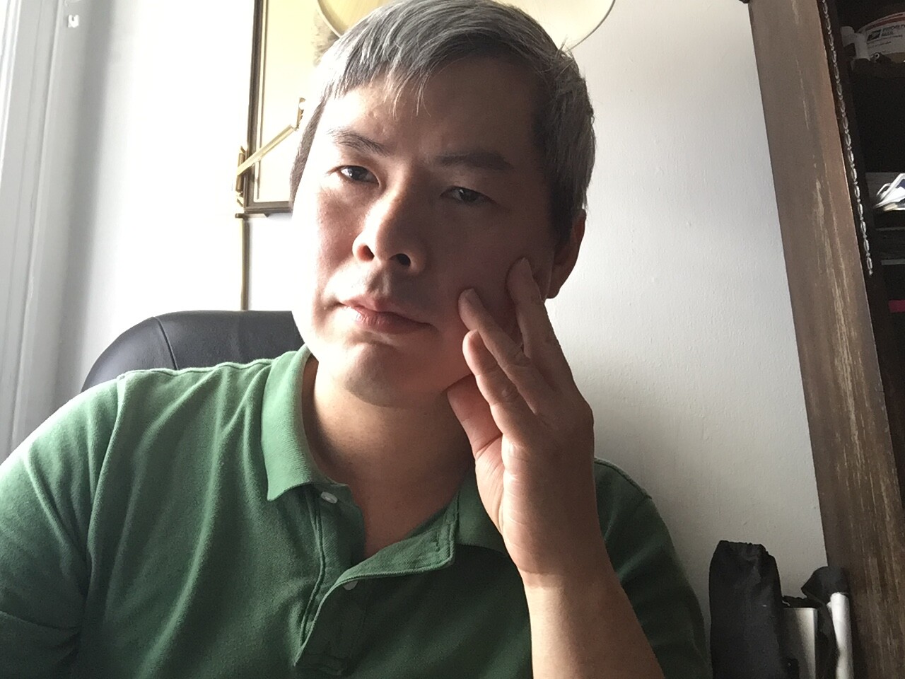 纽约市资深经验亚裔男同志按摩师，到店上门均可